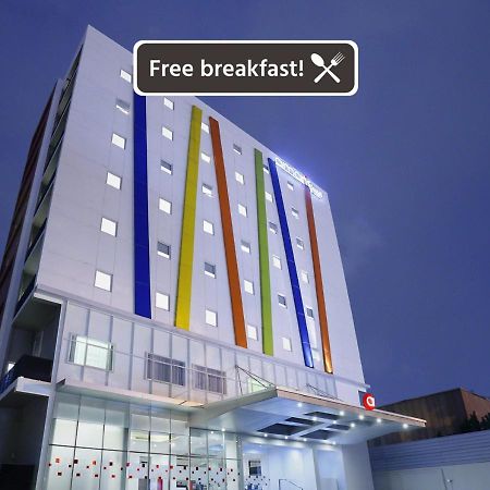 Amaris Hotel Tebet Yakarta Exterior foto
